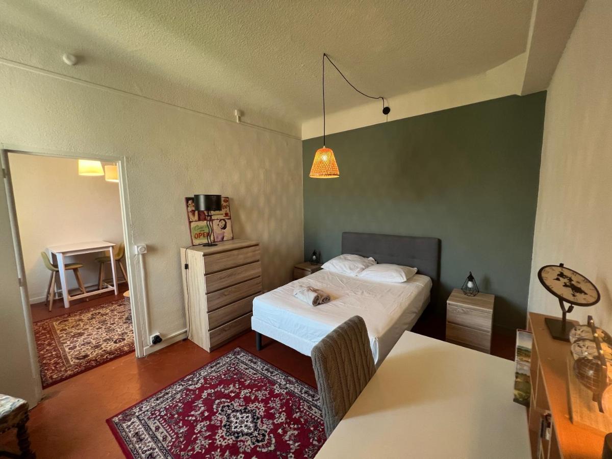 Serenite - Appartement Climatise Au Calme - Wifi アヴィニョン エクステリア 写真
